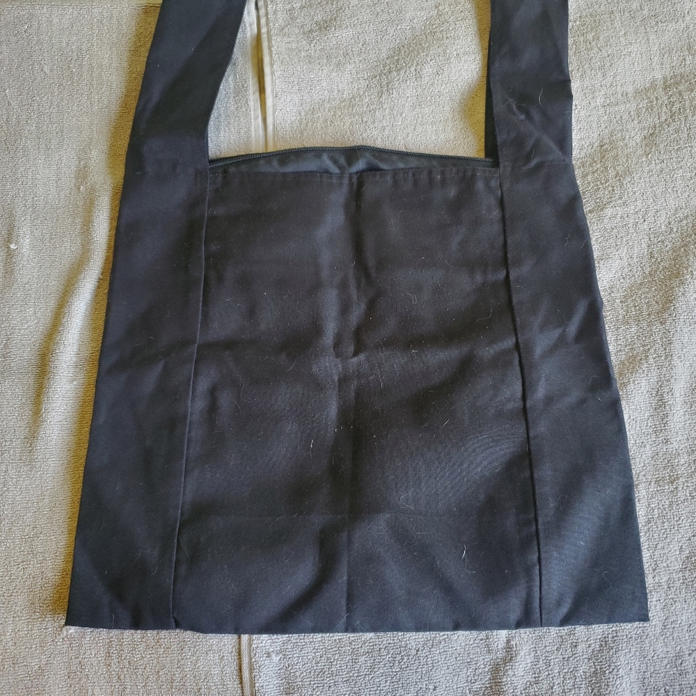 FINAL MARKDOWN- Black Crossbody Bag - Picture 3 of 10